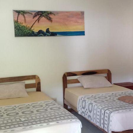 Kuta  Dewi Garden Guesthouse מראה חיצוני תמונה