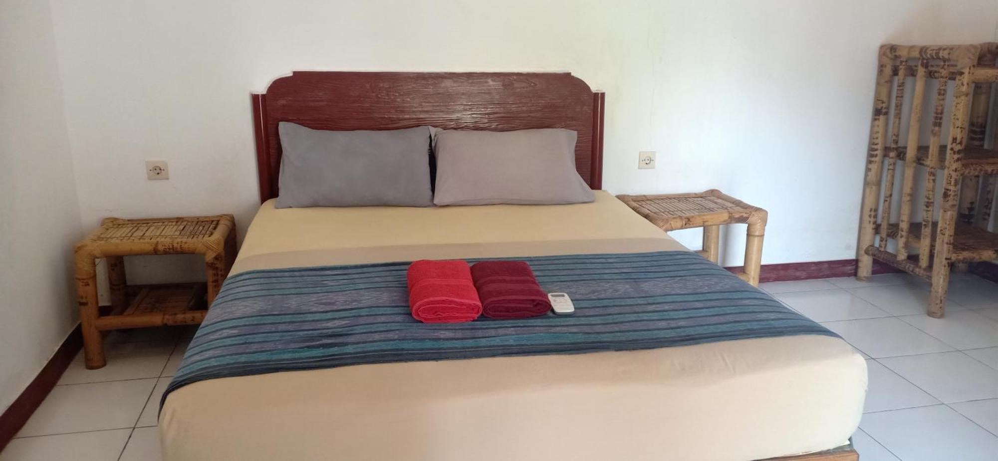 Kuta  Dewi Garden Guesthouse מראה חיצוני תמונה